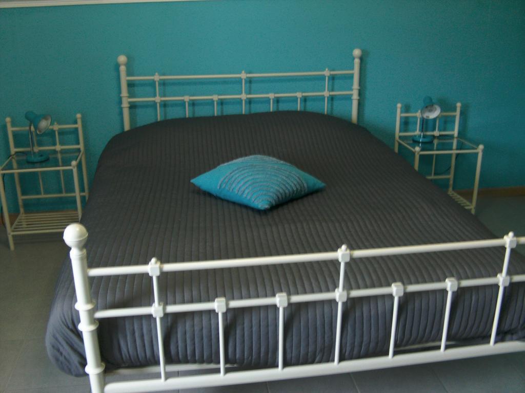 Gite Les Framboisiers Neufchateau Room photo