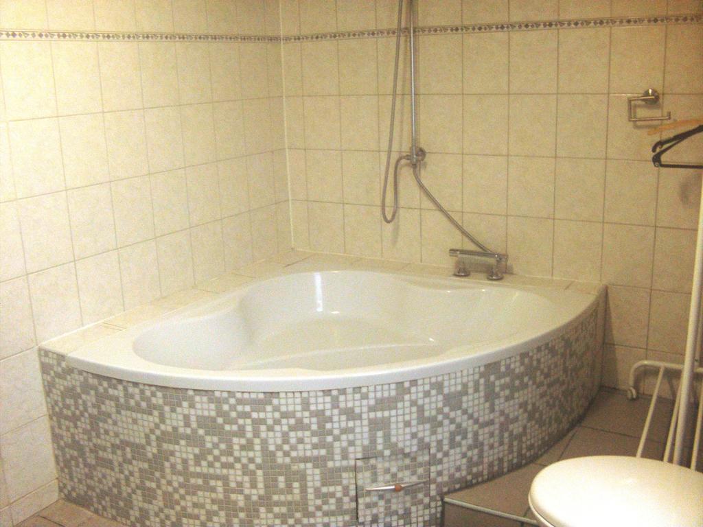 Gite Les Framboisiers Neufchateau Room photo
